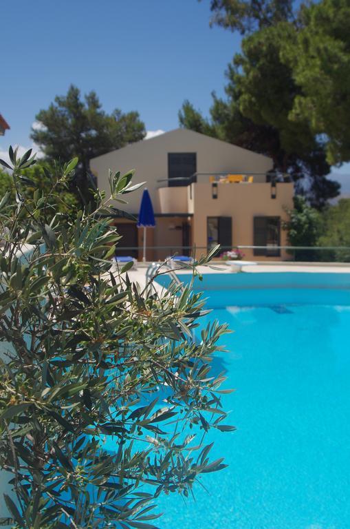 Villa Pefki Chrissi Akti Chania Exterior foto