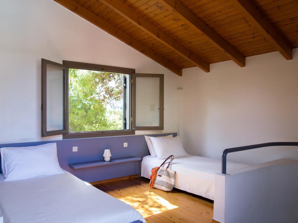 Villa Pefki Chrissi Akti Chania Exterior foto