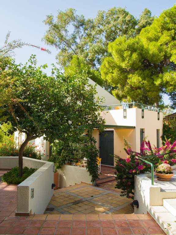 Villa Pefki Chrissi Akti Chania Exterior foto