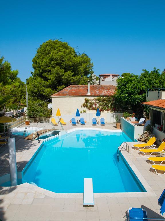 Villa Pefki Chrissi Akti Chania Exterior foto