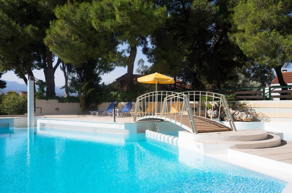 Villa Pefki Chrissi Akti Chania Exterior foto