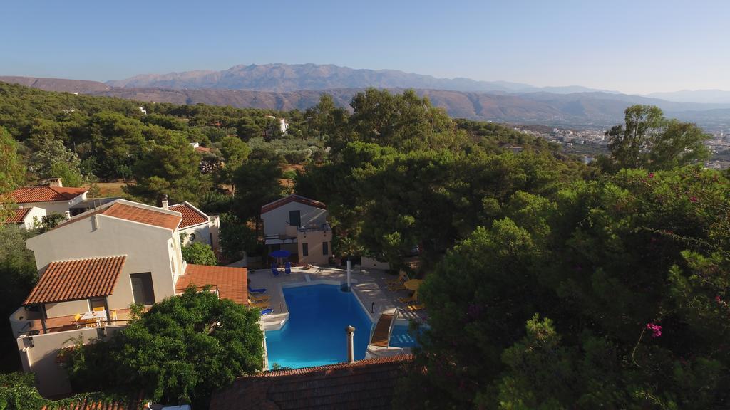 Villa Pefki Chrissi Akti Chania Exterior foto